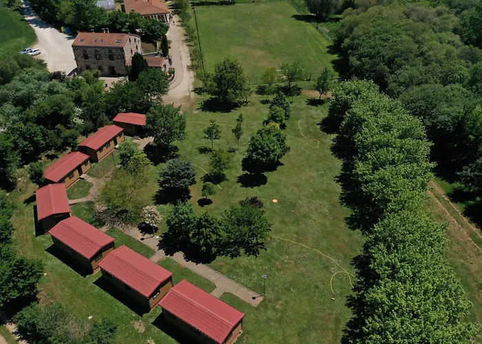 Granja Escuela 홀리데이파크 *